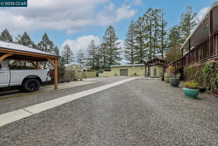 7050 Starr Rd, Windsor, California 95492