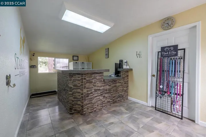 7050 Starr Rd, Windsor, California 95492