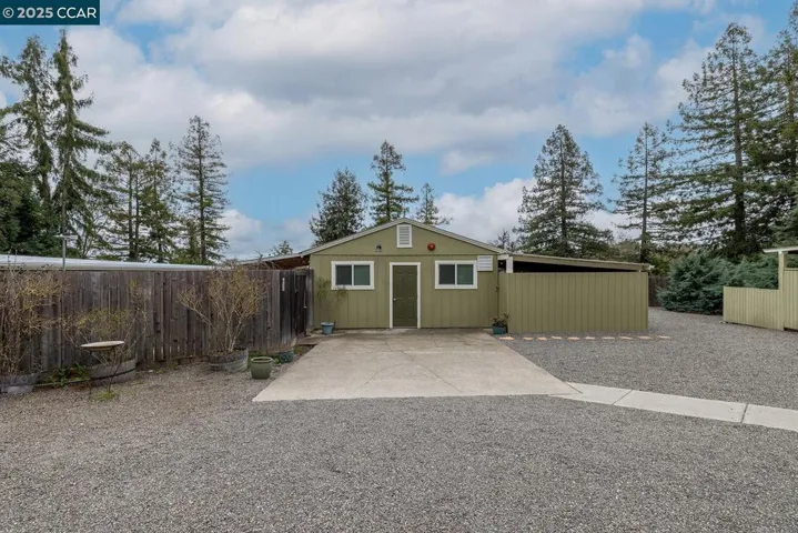 7050 Starr Rd, Windsor, California 95492