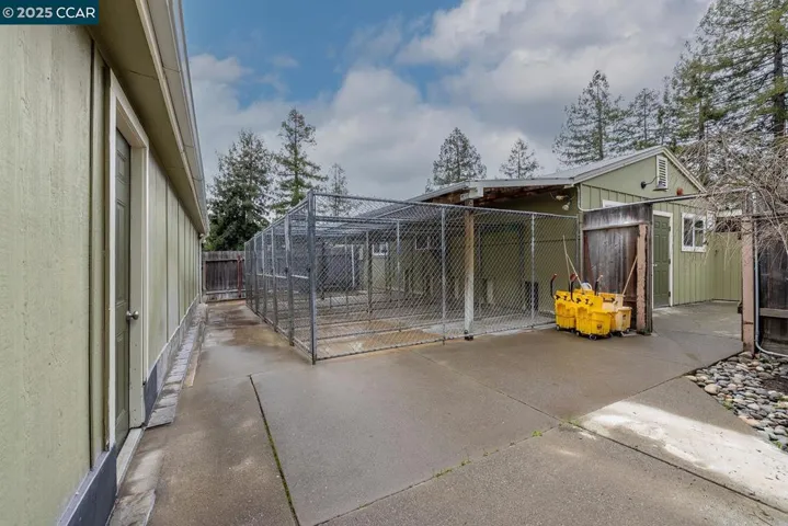 7050 Starr Rd, Windsor, California 95492