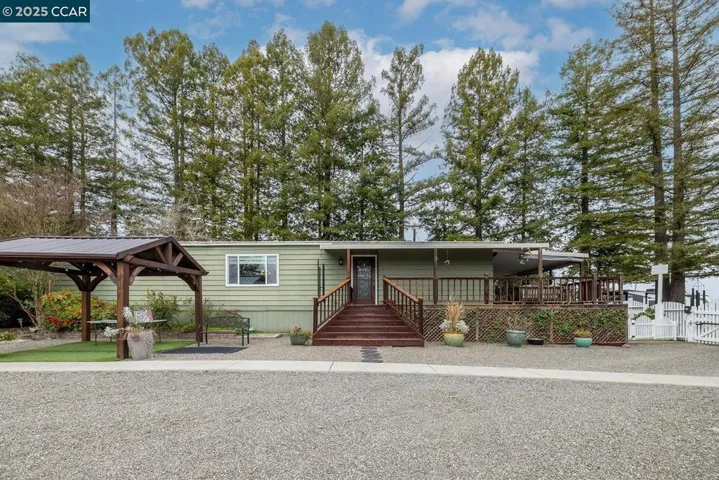 7050 Starr Rd, Windsor, California 95492