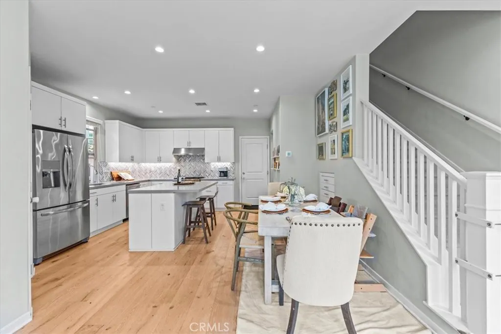 221 Milky Way, Irvine, California 92618 home-pic-9