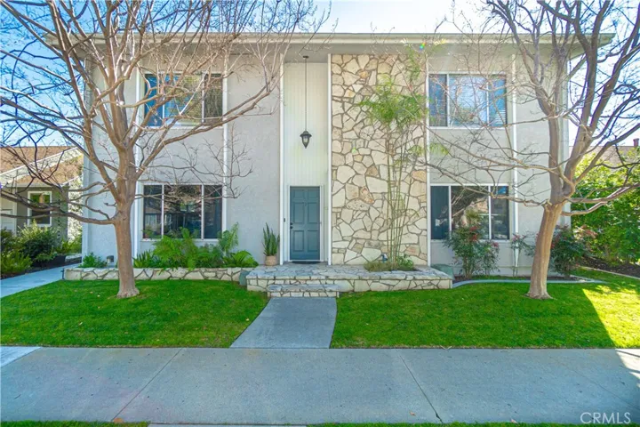 5536 E Daggett Street, Long Beach, California 90815