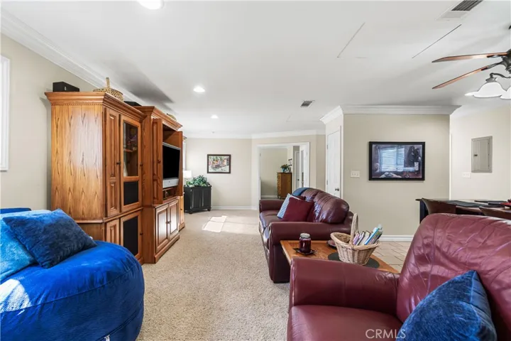 5536 E Daggett Street, Long Beach, California 90815