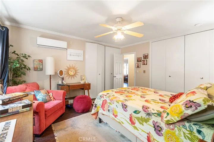 5536 E Daggett Street, Long Beach, California 90815