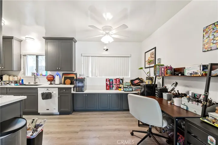 5536 E Daggett Street, Long Beach, California 90815
