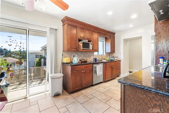 5536 E Daggett Street, Long Beach, California 90815