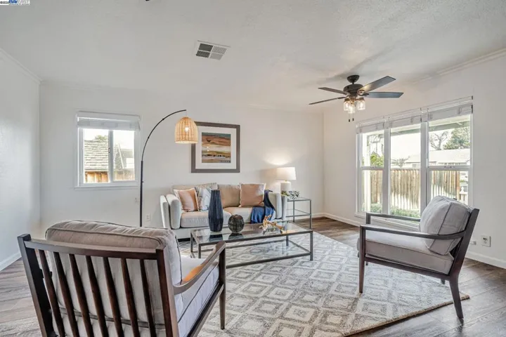 1055 Locust St, Livermore, California 94551