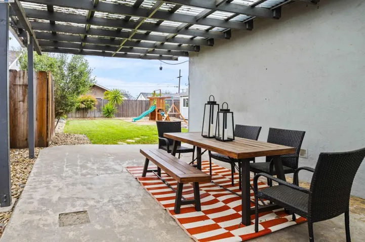 1055 Locust St, Livermore, California 94551