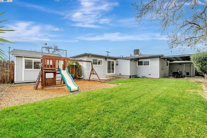 1055 Locust St, Livermore, California 94551