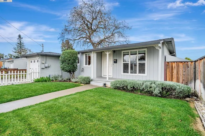 1055 Locust St, Livermore, California 94551