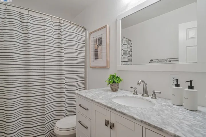 1055 Locust St, Livermore, California 94551