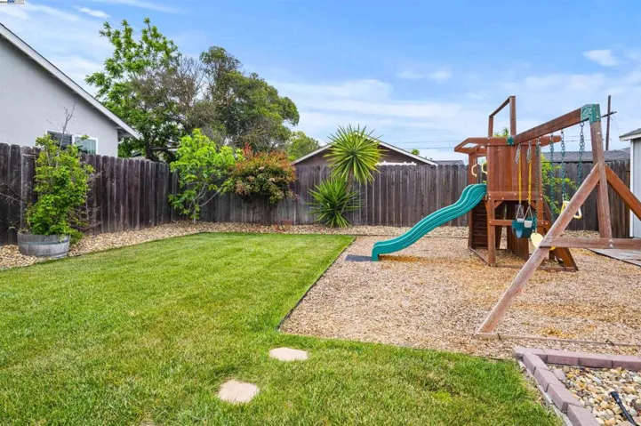 1055 Locust St, Livermore, California 94551