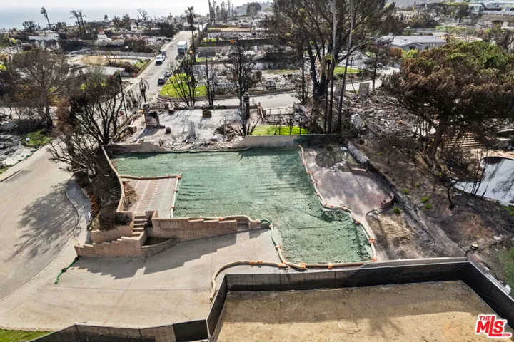 16615 Merrivale Lane, Pacific Palisades, California 90272