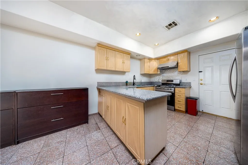 13360 Ramona Boulevard A, Baldwin Park, California 91706 home-pic-5