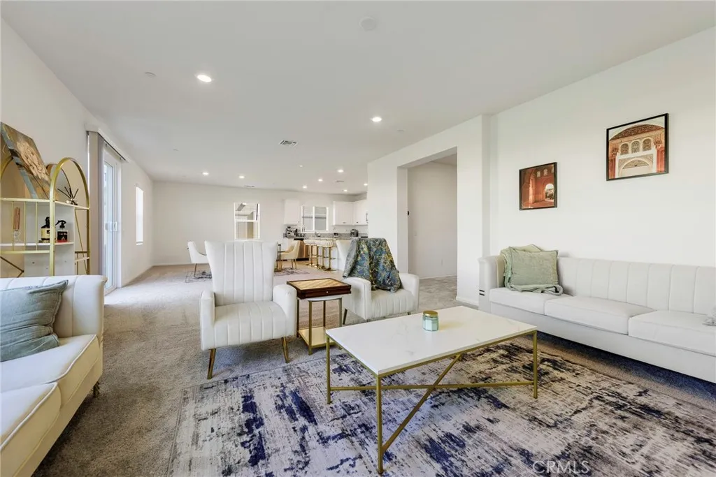 19568 Sunkissed Ridge Drive, Riverside, California 92507 home-pic-15