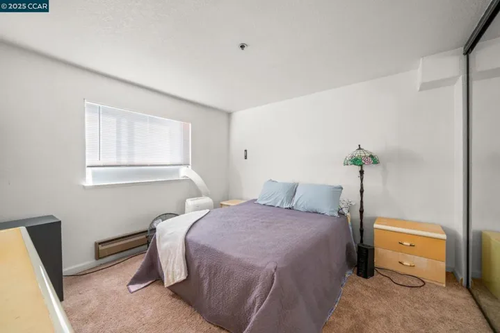 15067 Hesperian Blvd 11, San Leandro, California 94578
