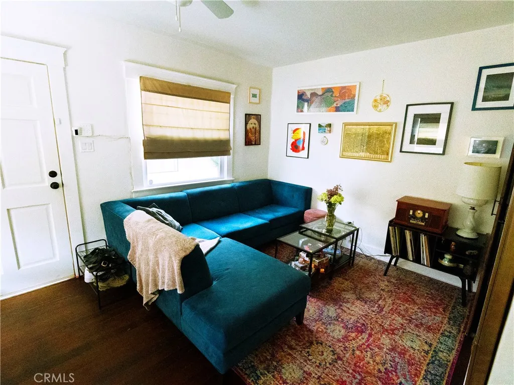 1420 N Hoover Street, Los Angeles, California 90027 home-pic-33