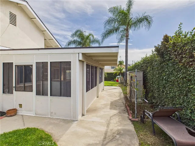 730 W Dunton Avenue, Orange, California 92865