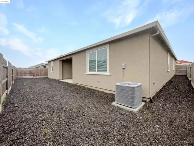2066 Espana Ln, Rio Vista, California 94571