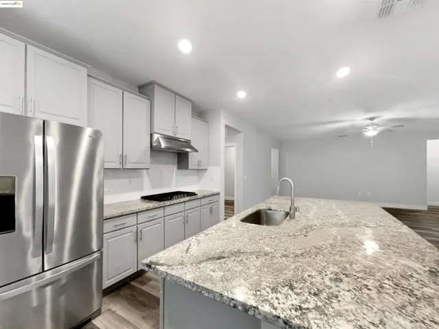 2066 Espana Ln, Rio Vista, California 94571