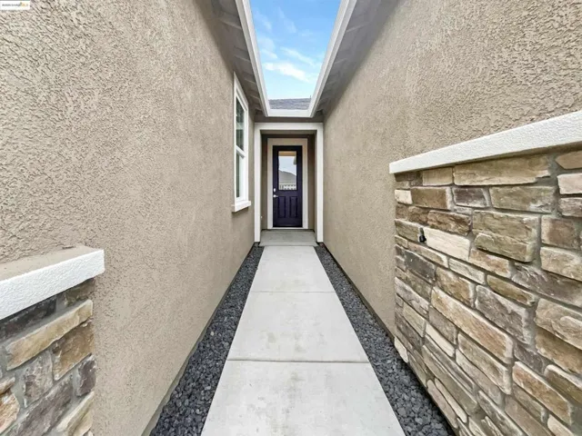 2066 Espana Ln, Rio Vista, California 94571