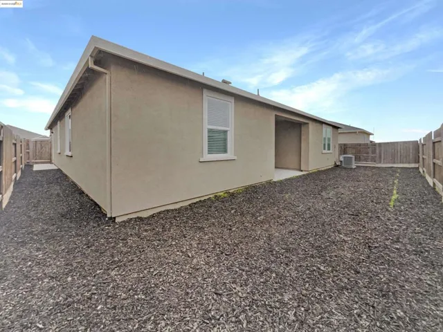 2066 Espana Ln, Rio Vista, California 94571