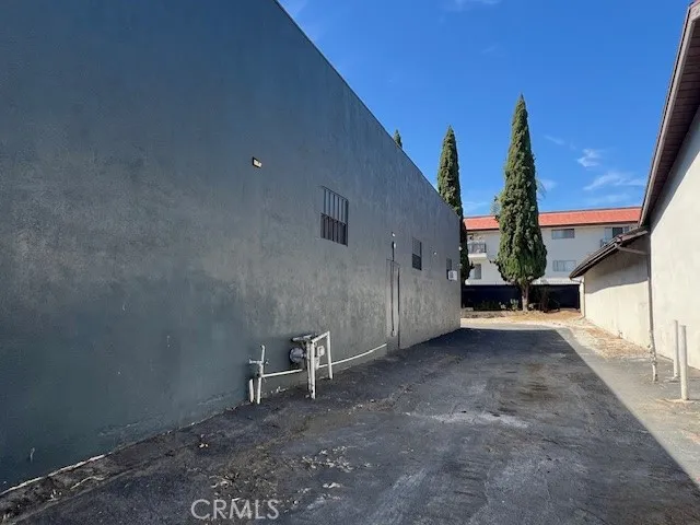 1051 W Whittier Boulevard, La Habra, California 90631