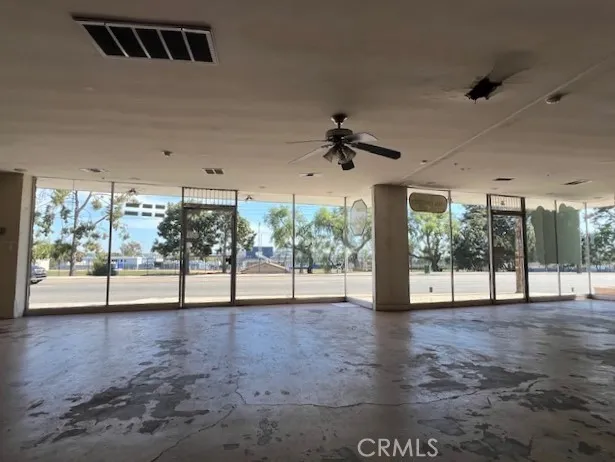 1051 W Whittier Boulevard, La Habra, California 90631