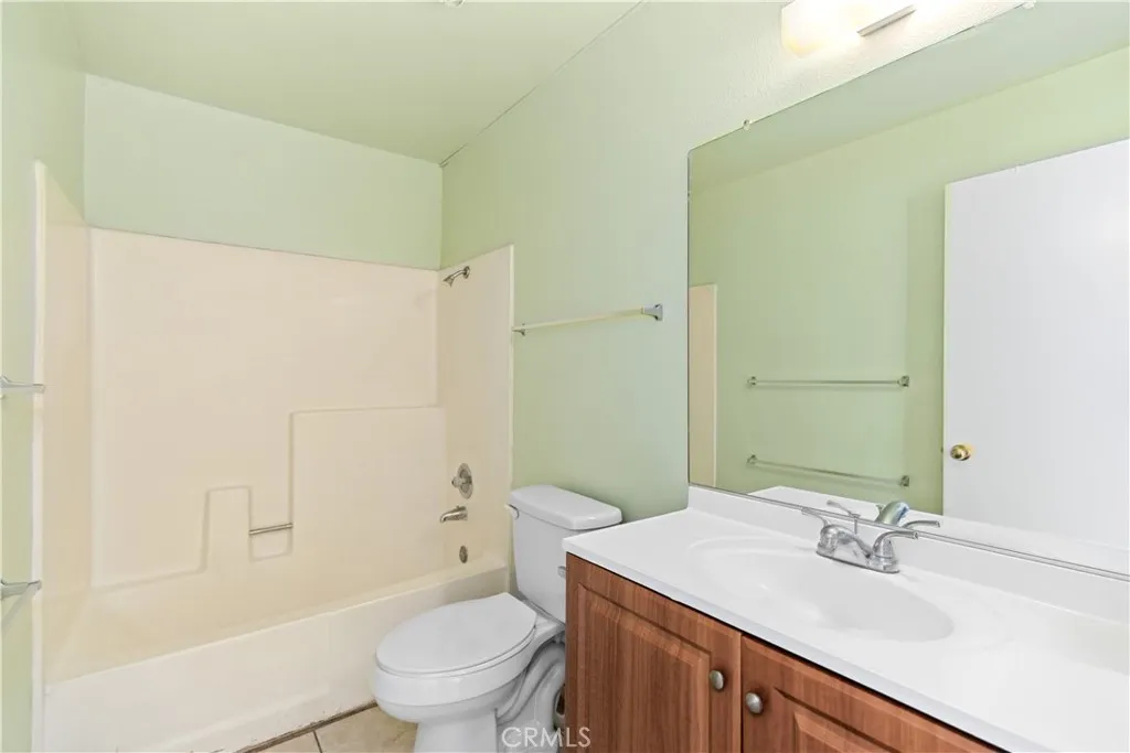 825 E Newmark Avenue A, Monterey Park, California 91755 home-pic-12