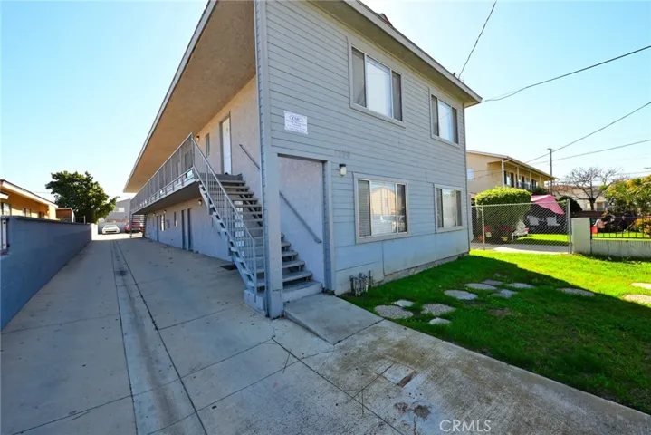 1556 W 227th Street, Torrance, California 90501