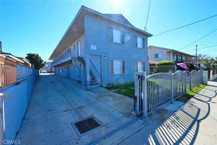 1556 W 227th Street, Torrance, California 90501