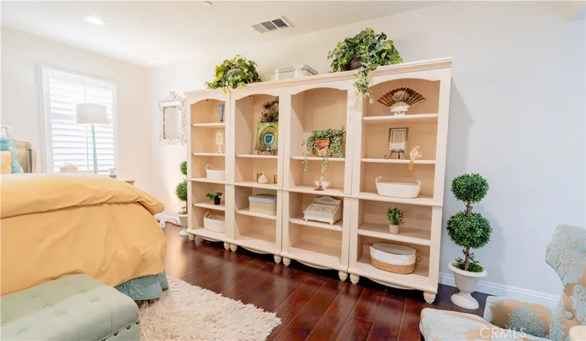 3525 E Ave J-3, Lancaster, California 93535
