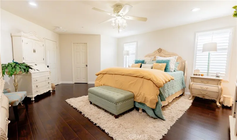 3525 E Ave J-3, Lancaster, California 93535