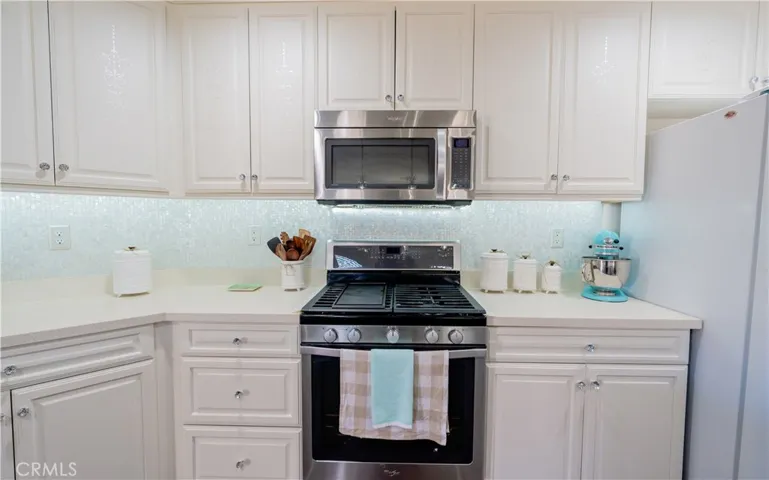 3525 E Ave J-3, Lancaster, California 93535