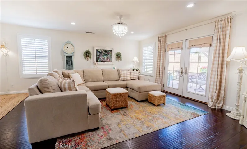 3525 E Ave J-3, Lancaster, California 93535