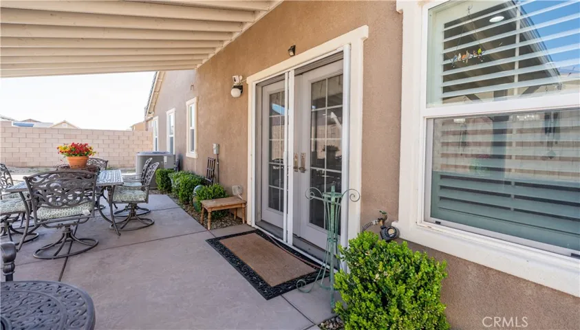 3525 E Ave J-3, Lancaster, California 93535