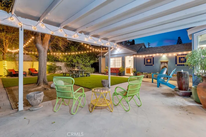 5749 Irvine Avenue, North Hollywood, California 91601