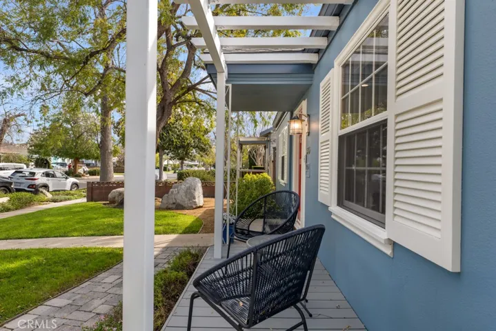 5749 Irvine Avenue, North Hollywood, California 91601