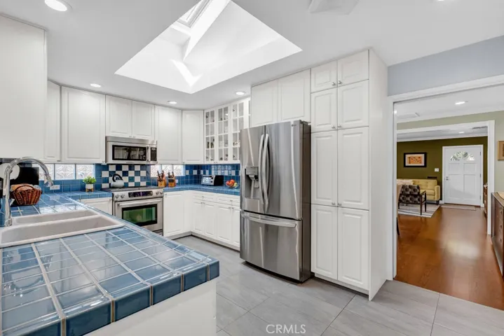 5749 Irvine Avenue, North Hollywood, California 91601