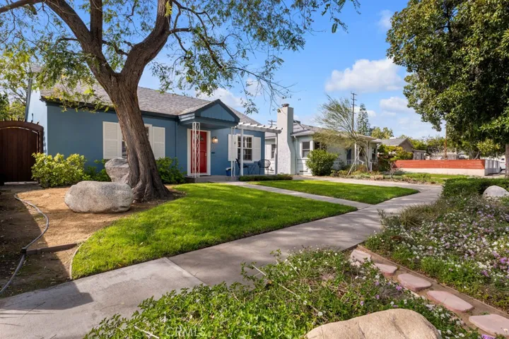 5749 Irvine Avenue, North Hollywood, California 91601