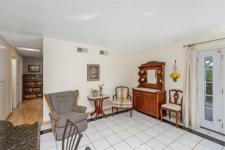27718 Hyssop Lane, Saugus, California 91350