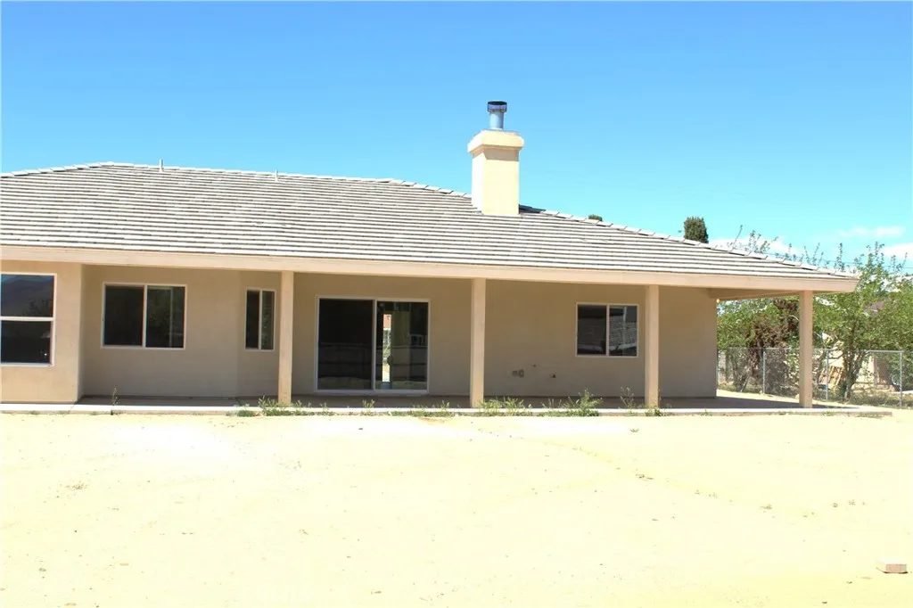 7331 I Avenue, Hesperia, California 92345 home-pic-43
