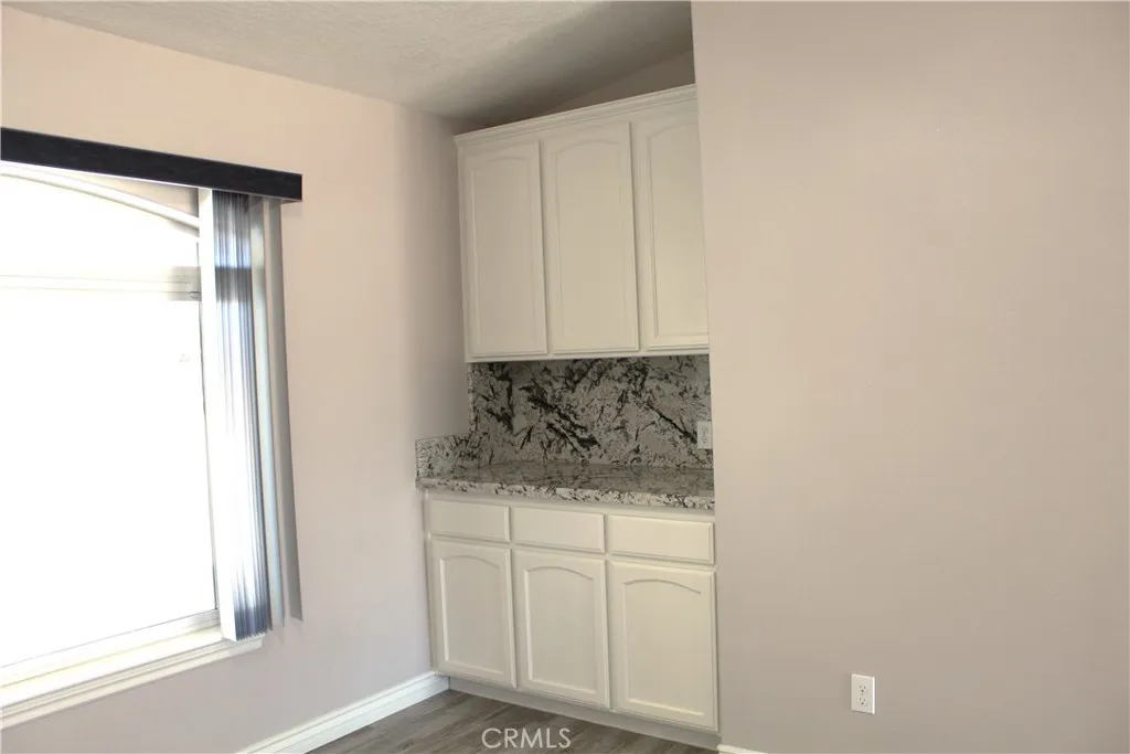 7331 I Avenue, Hesperia, California 92345 home-pic-7