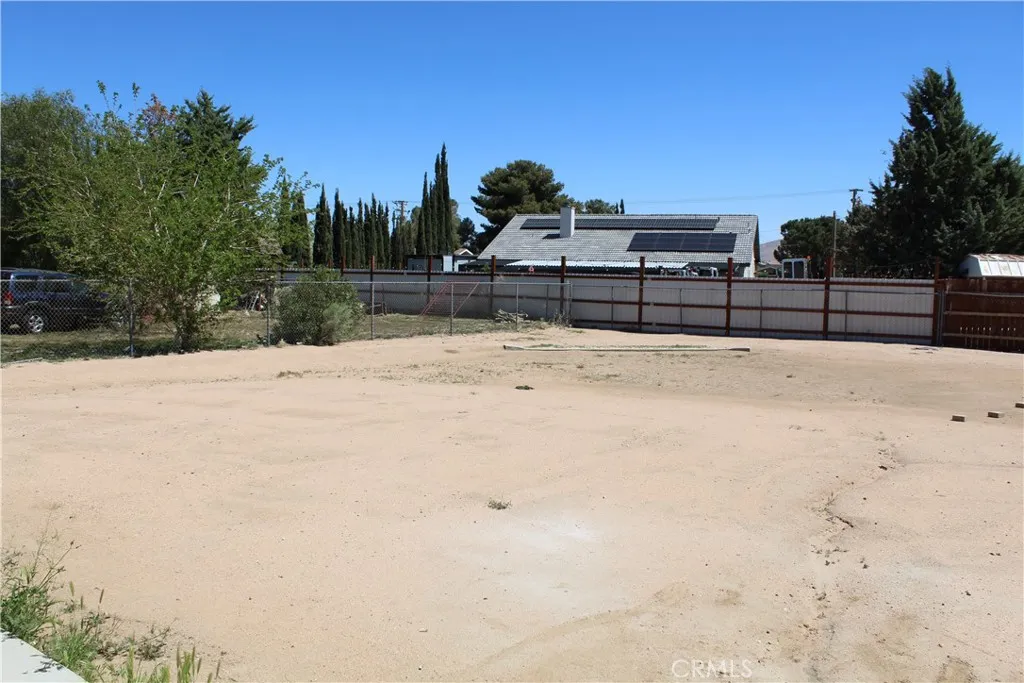 7331 I Avenue, Hesperia, California 92345 home-pic-41