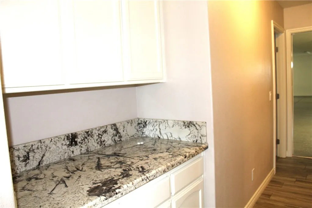 7331 I Avenue, Hesperia, California 92345 home-pic-30