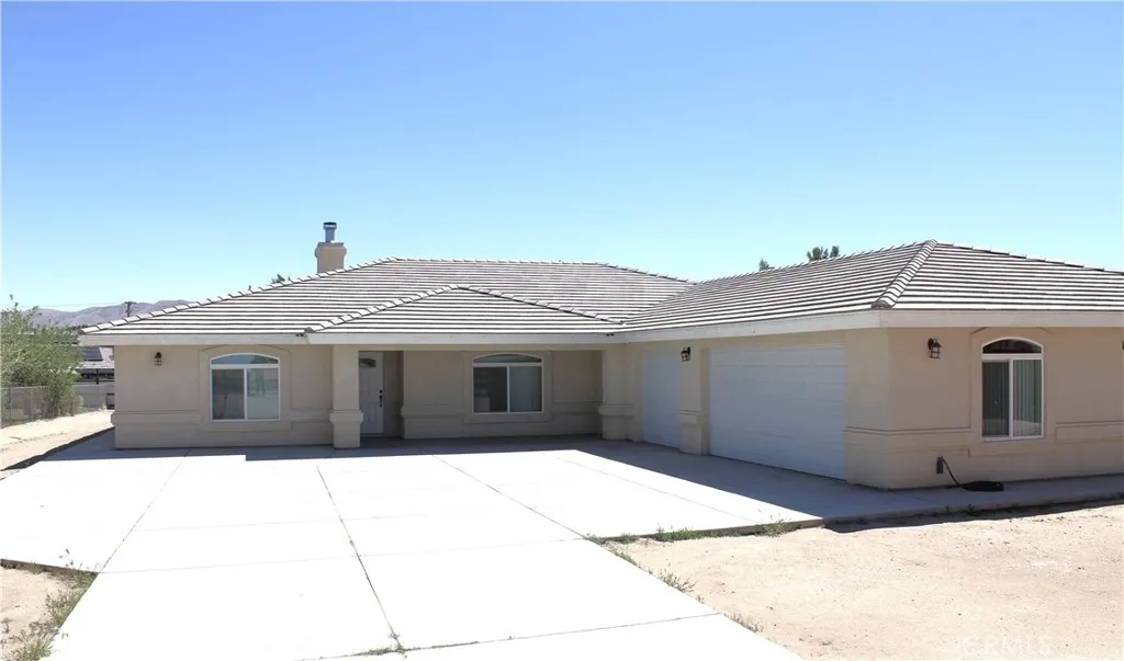 7331 I Avenue, Hesperia, California 92345 home-pic-0