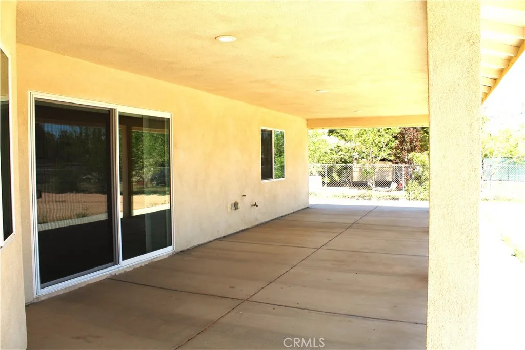 7331 I Avenue, Hesperia, California 92345 home-pic-46