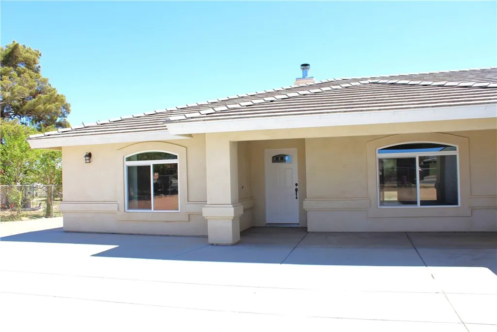 7331 I Avenue, Hesperia, California 92345 home-pic-3