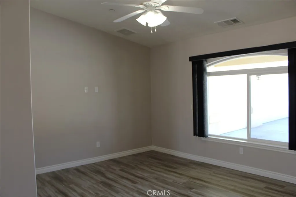 7331 I Avenue, Hesperia, California 92345 home-pic-6